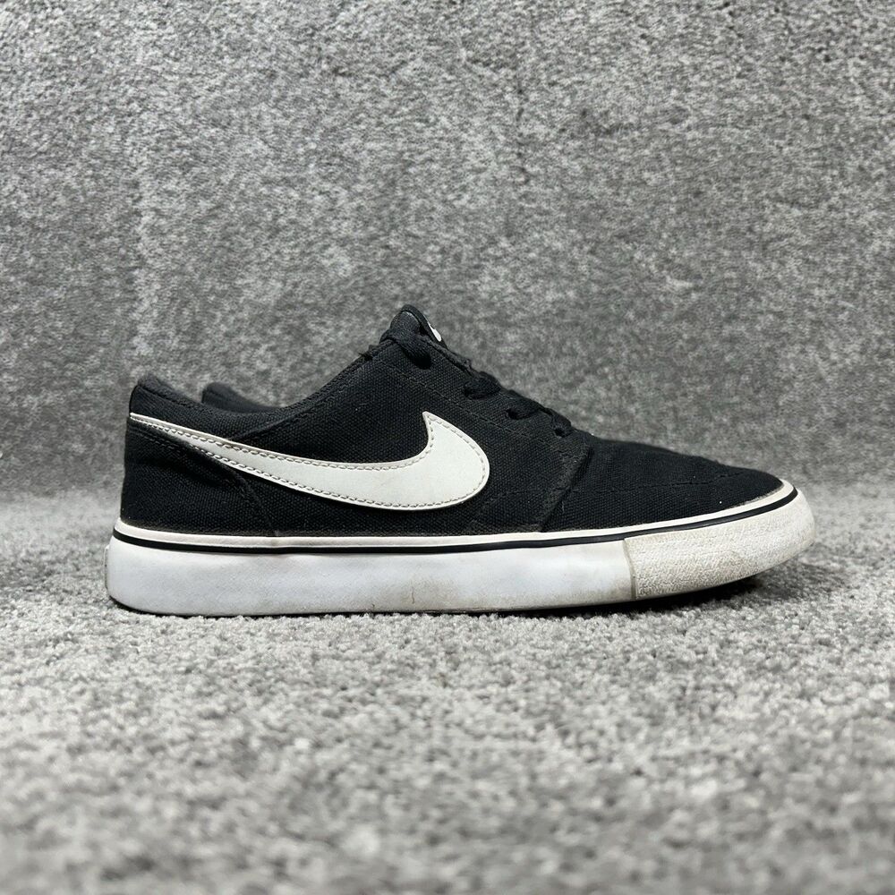 Nike SB Portmore 2 Solarsoft 905216-001 Kids Size 3.5Y Black Skate Shoes Used